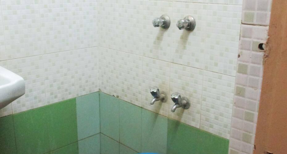 iROOMZ Shanti Comforts, Davanagere 3